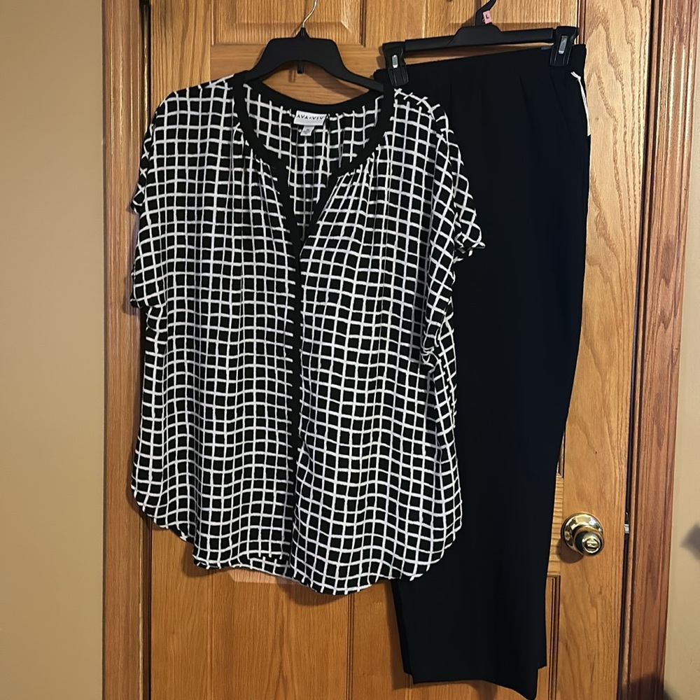 Ava & Viv Blouse Worthington Pants Bundle
